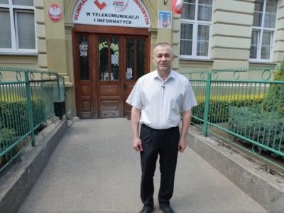 Zapraszamy do śledzenia postępów prac z realizacji niezwykłego przedsięwzięcia, które zmienia oblicze lokalnej edukacji i otwiera drzwi do kariery dla młodych talentów!